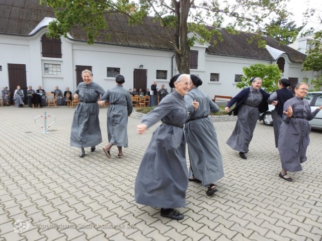 batch_pląsy3